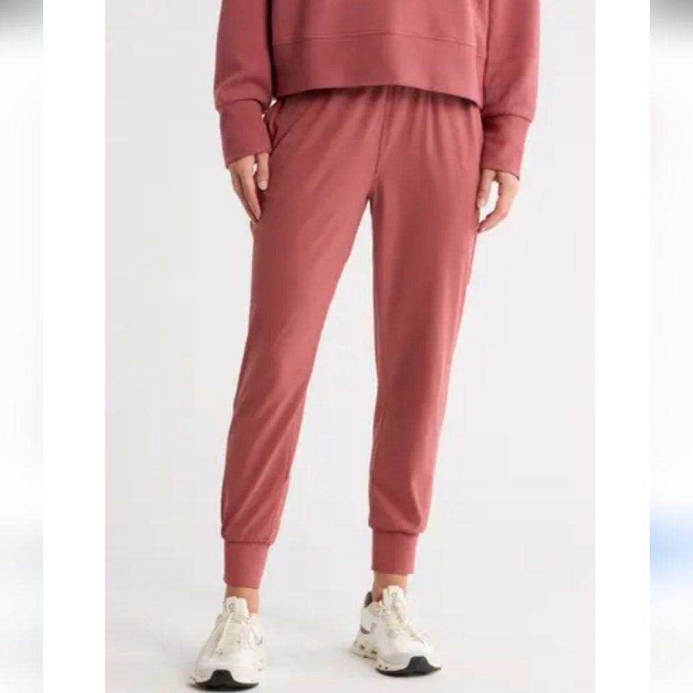 New Champion Fleece Lined Jogger In Rust Size XXL
